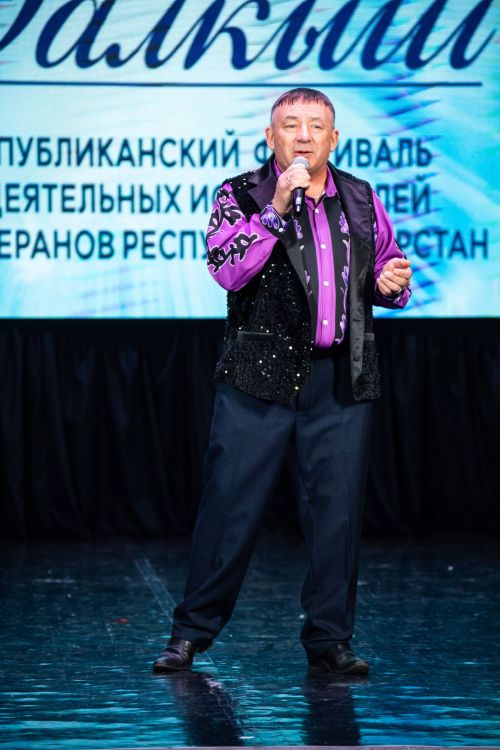 Нурлатские ветераны покорили сцену фестиваля «Балкыш»