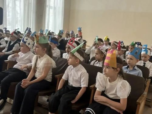 Первоклашки Нурлатской школы №3 закрыли Азбуку и открыли мир знаний