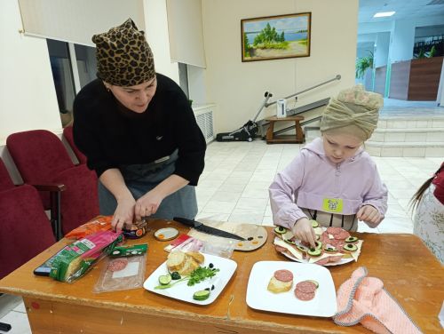 Семейные рецепты счастья: в Доме Дружбы народов Нурлата прошел кулинарный праздник