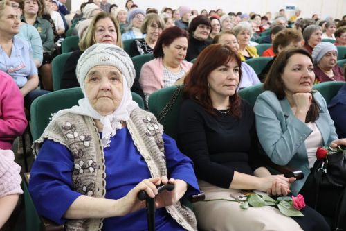 Праздник весны, красоты и материнства: в Нурлате прошло торжество в честь 8 Марта (+ фоторепортаж)