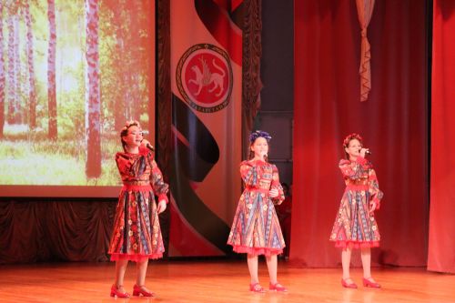Праздник весны, красоты и материнства: в Нурлате прошло торжество в честь 8 Марта (+ фоторепортаж)