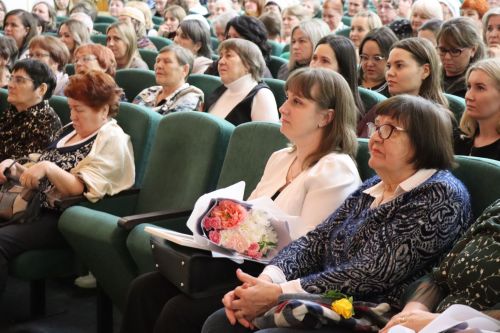 Праздник весны, красоты и материнства: в Нурлате прошло торжество в честь 8 Марта (+ фоторепортаж)