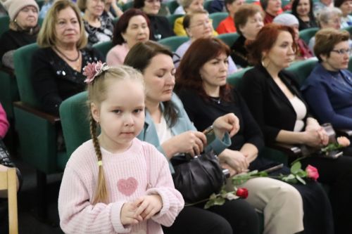 Праздник весны, красоты и материнства: в Нурлате прошло торжество в честь 8 Марта (+ фоторепортаж)