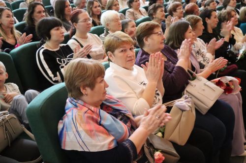 Праздник весны, красоты и материнства: в Нурлате прошло торжество в честь 8 Марта (+ фоторепортаж)