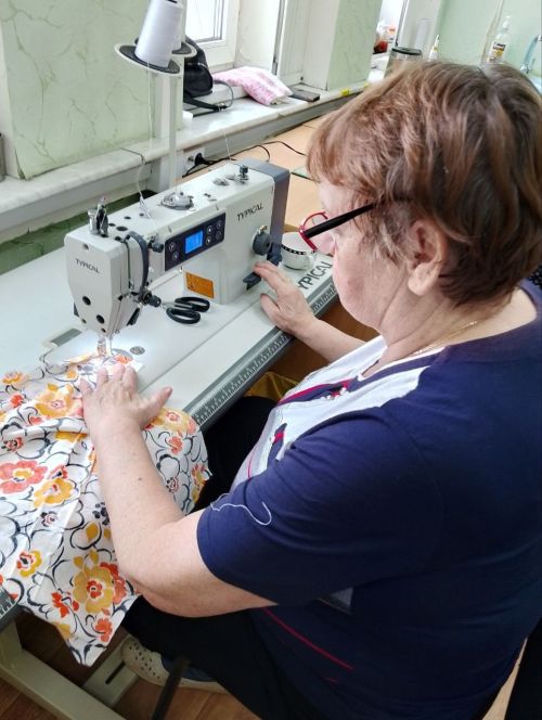 Тепло материнских рук для солдата: как в Нурлате плетут сеть добра