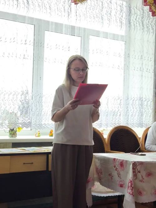 «Весенняя капель» собрала друзей: в Вишневой Поляне поздравили женщин с 8 Марта