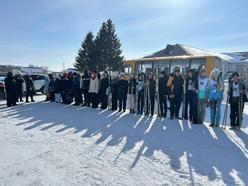 В Караульной Горе прошла лыжная эстафета памяти Героя Советского Союза Анатолия Кузнецова