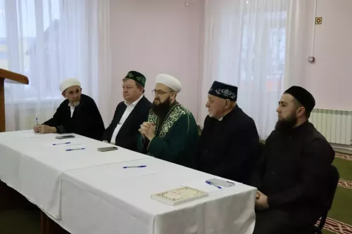 В Нурлате состоялся благотворительный ифтар главы района