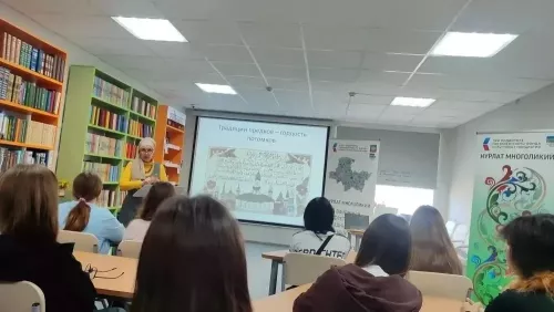 «Культурный код предков»: в центральной библиотеке Нурлата старшеклассники прикоснулись к истокам татарского искусства