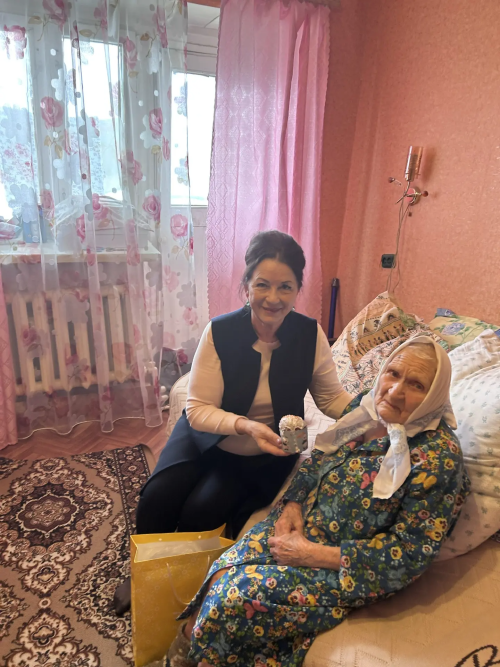 В Нурлате чествовали бывшего узника фашистских концлагерей Галину Петрякову