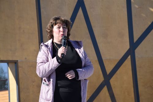В Нурлате встретили весну «Птичьим новосельем»: скворечники получили прописку в Центральном парке