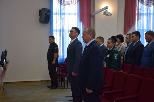 В Нурлате прошла очередная сессия советов города и района