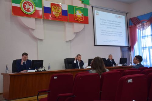 В Нурлате прошла очередная сессия советов города и района