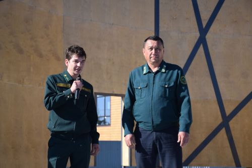 В Нурлате встретили весну «Птичьим новосельем»: скворечники получили прописку в Центральном парке