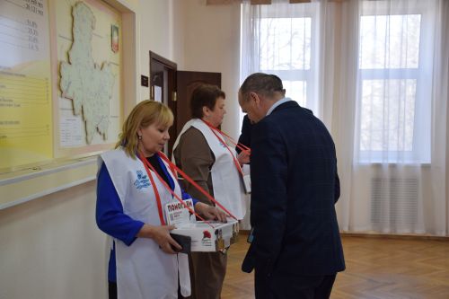 В Нурлате проходит акция «Красная гвоздика»