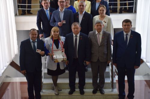 В Нурлате проходит акция «Красная гвоздика»