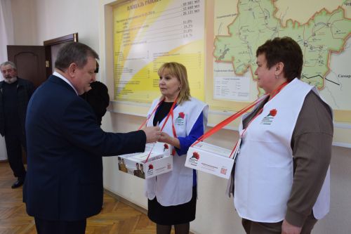 В Нурлате проходит акция «Красная гвоздика»