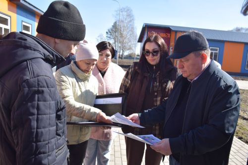Дамир Ишкинеев рабочую планерку провел в лагере