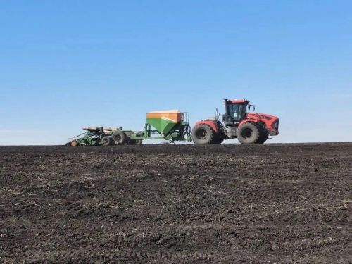 В Нурлатском районе стартовал сев яровых культур