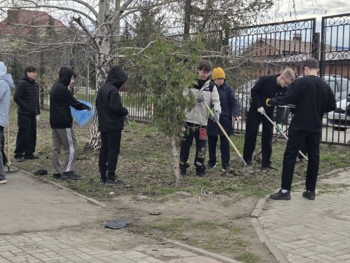 В Нурлате прошла акция «Доброе сердце – чистый парк»: более 300 участников и 400 мешков мусора