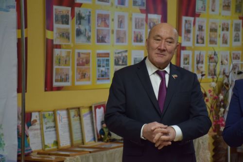 Развитие родных языков: опыт Нурлатского района получил высокую оценку Марата Ахметова