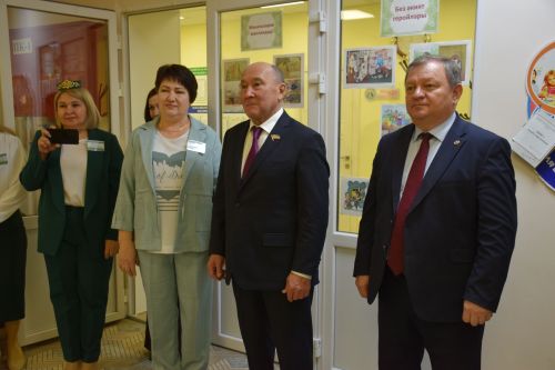 Развитие родных языков: опыт Нурлатского района получил высокую оценку Марата Ахметова