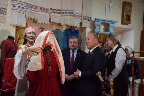 Развитие родных языков: опыт Нурлатского района получил высокую оценку Марата Ахметова