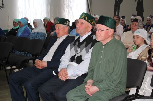 Фестиваль мунаджатов в Нижнем Нурлате объединил разные поколения