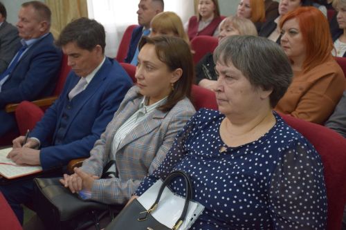 В Нурлате обсудили реализацию программ по сохранению татарского и чувашского языков
