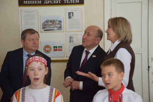 Развитие родных языков: опыт Нурлатского района получил высокую оценку Марата Ахметова