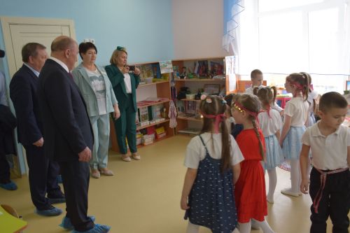 Развитие родных языков: опыт Нурлатского района получил высокую оценку Марата Ахметова