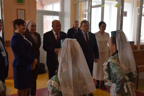Развитие родных языков: опыт Нурлатского района получил высокую оценку Марата Ахметова