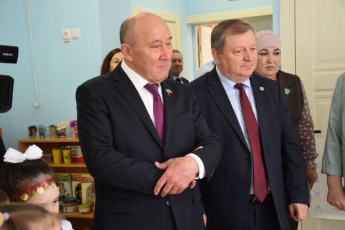 Развитие родных языков: опыт Нурлатского района получил высокую оценку Марата Ахметова