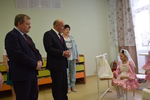 Развитие родных языков: опыт Нурлатского района получил высокую оценку Марата Ахметова