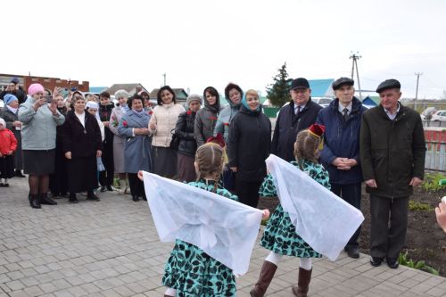 Памяти великого поэта: в Нурлате прошел митинг к юбилею Габдуллы Тукая