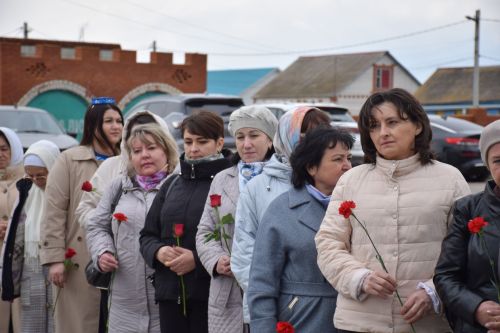 Памяти великого поэта: в Нурлате прошел митинг к юбилею Габдуллы Тукая