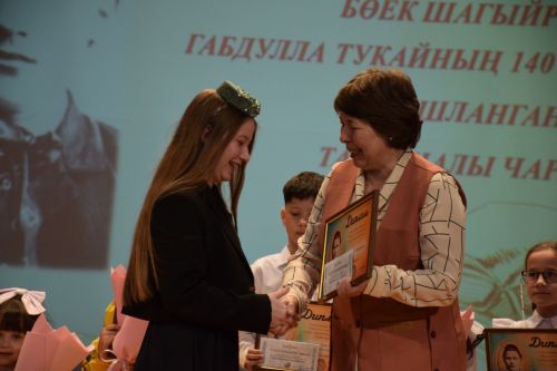 Нурлат отметил 140-летие Габдуллы Тукая праздником родного языка