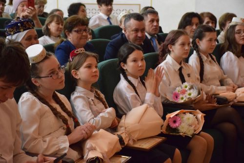 Нурлат отметил 140-летие Габдуллы Тукая праздником родного языка