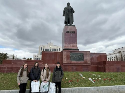Учащиеся 7 Б класса из Нурлата победили в республиканском конкурсе видеороликов в рамках «Парламентский урок – 2026»