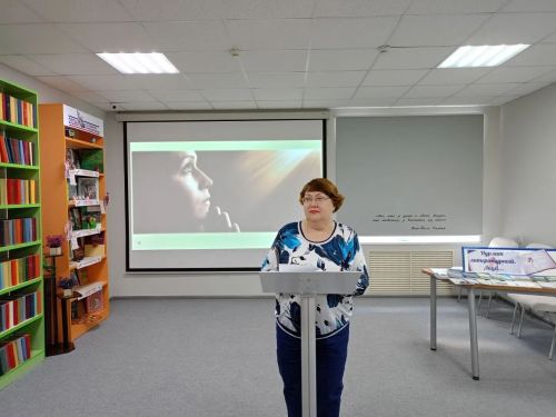 «Нурлат литературный» встретил весну стихами в библиотеке