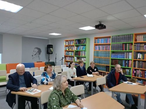 «Нурлат литературный» встретил весну стихами в библиотеке
