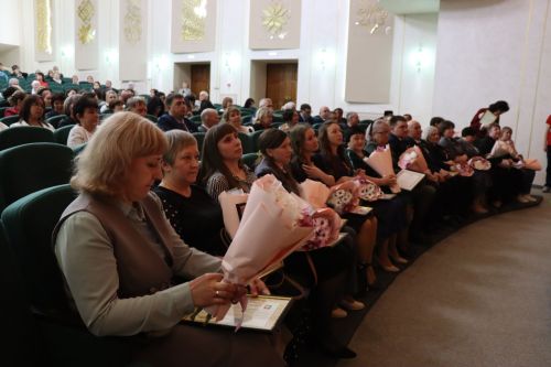 В Нурлате чествовали работников местного самоуправления