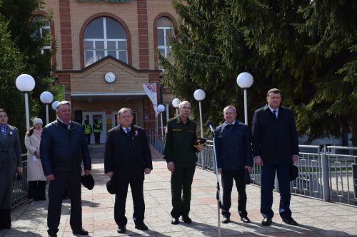 В Нурлате побывал легендарный «Паровоз Победы»: город встретил эшелон памяти