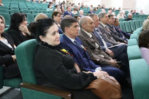 В Нурлате чествовали работников местного самоуправления