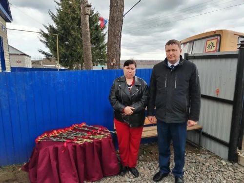 В Нурлатском районе открыли мемориальную доску в честь героя СВО Айрата Бисенова