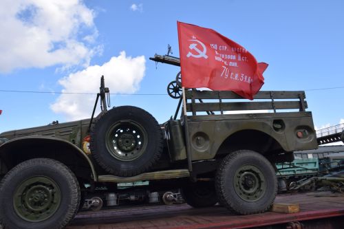 Легендар “Җиңү паровозы” Нурлат аша узды