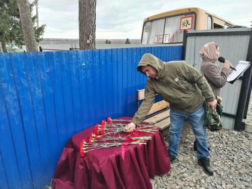 В Нурлатском районе открыли мемориальную доску в честь героя СВО Айрата Бисенова