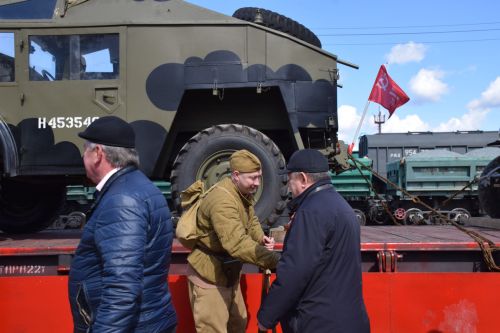 В Нурлате побывал легендарный «Паровоз Победы»: город встретил эшелон памяти