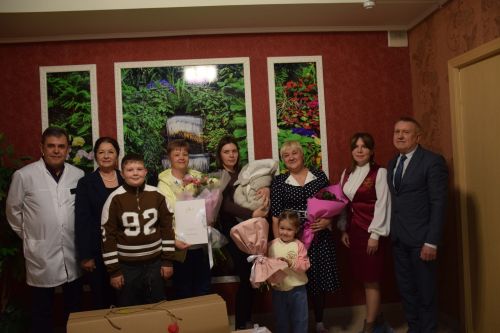 В Нурлатской ЦРБ выписали новорожденного сына участника спецоперации