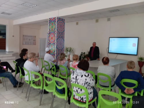 В Нурлате серебряные волонтеры Центра долголетия совершили экскурсию вместе с внуками